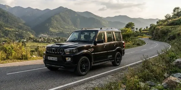 Mahindra Scorpio S11